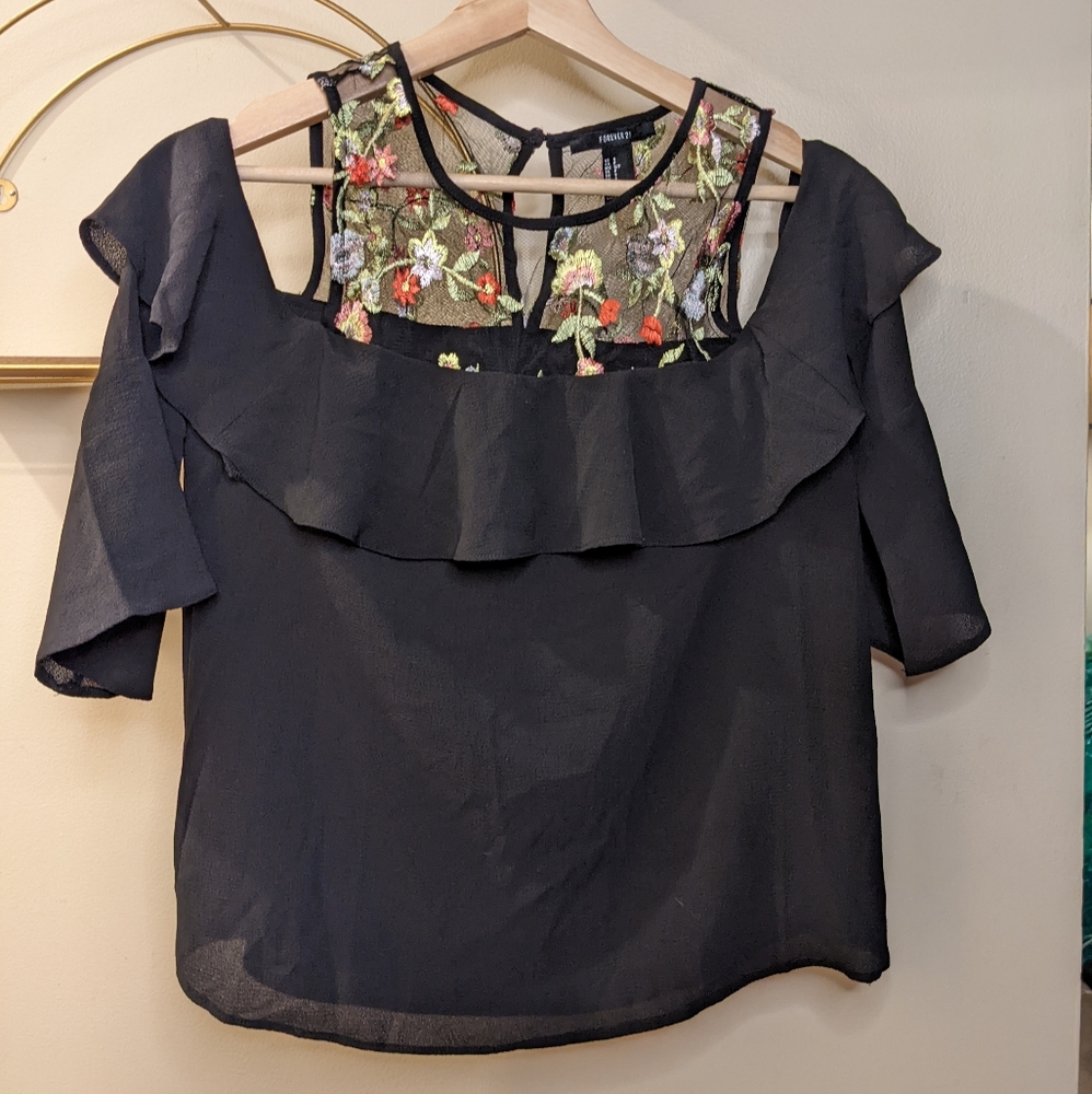 Embroidered Cold Shoulder Blouse | S
